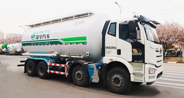 凌宇干混砂漿車的特點都有什么？